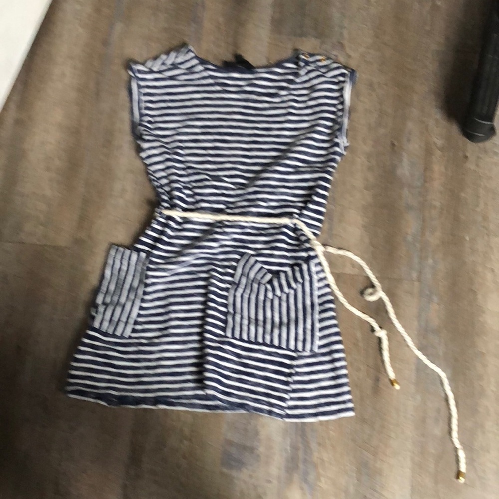 Woman’s top size small
